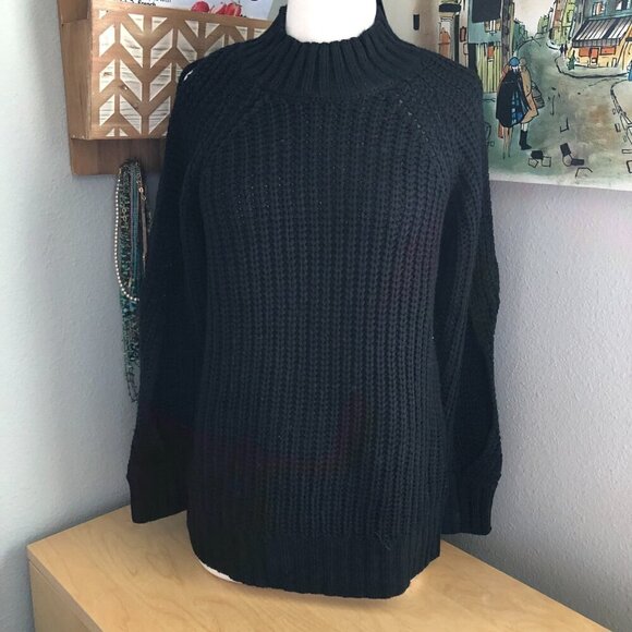 Lulus Chunky Split Arm Sweater - NWT's - Picture 1 of 5